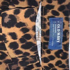 Old navy printed dress pants Size 0, excellent condition